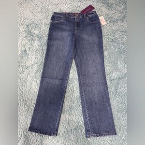 NWT! Gloria Vanderbilt Amanda Jeans Sz 10P Ultra Stretch Phoenix Wash